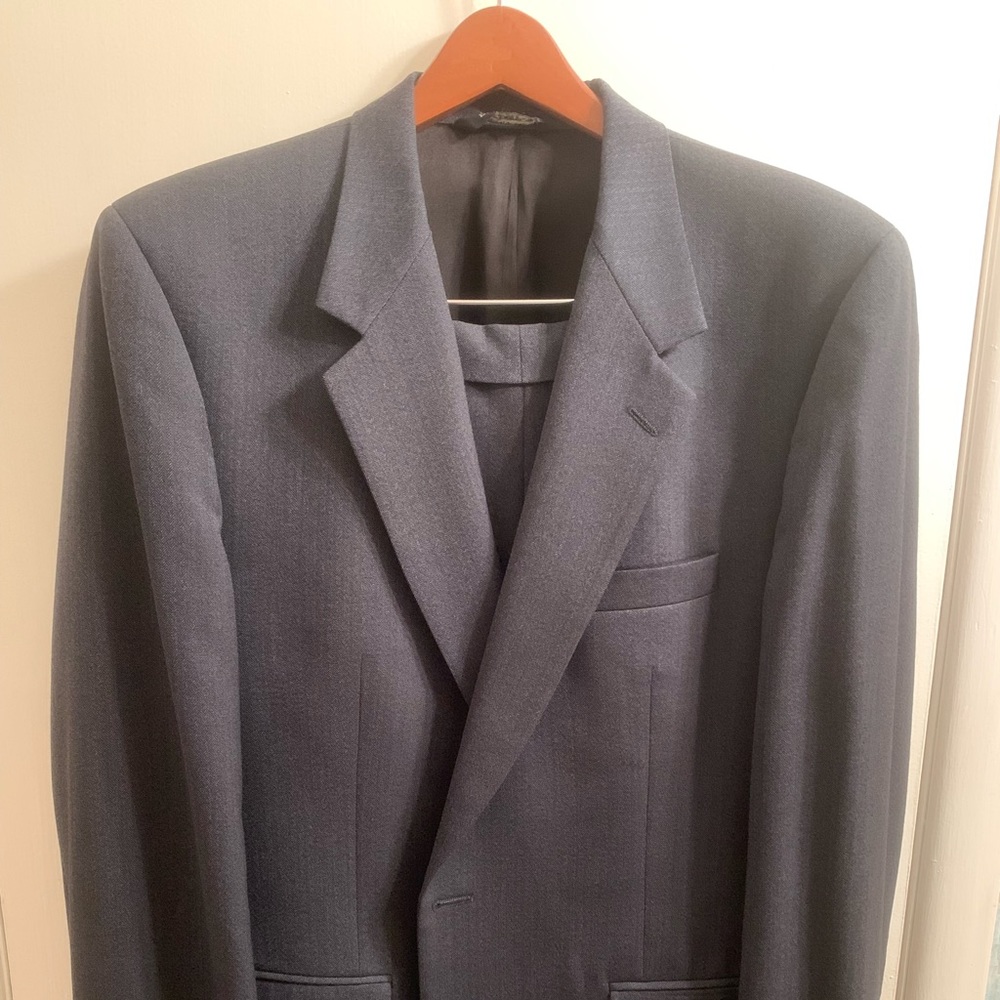 Men’s Burberry suit